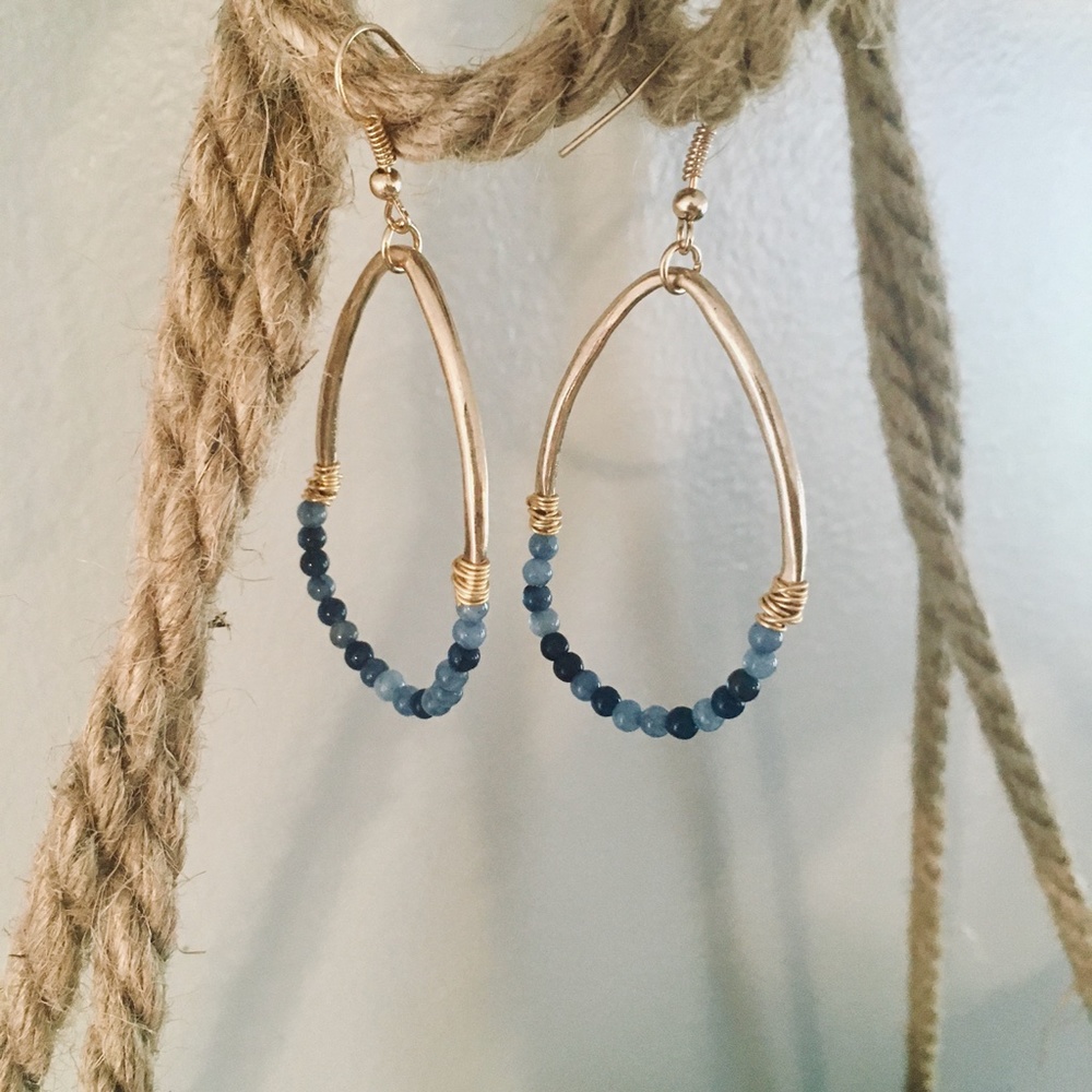 Blue Beaded Wire Hoop Gold Oval Boho Chic Earrings - Picture 4 of 7